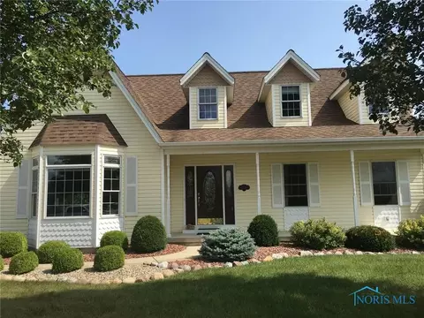 1206 Cobblestone Rd, Bryan, OH 43506 photo 2