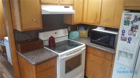 7399 County Road H, Delta, OH 43515 photo 5