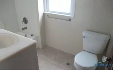 5259 Douglas Rd, Toledo, OH 43613 photo 5