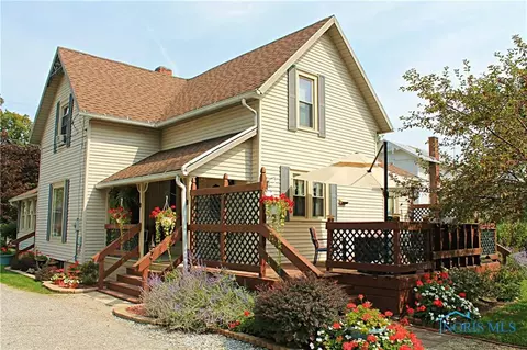 404 E Main St, Fayette, OH 43521 photo 3