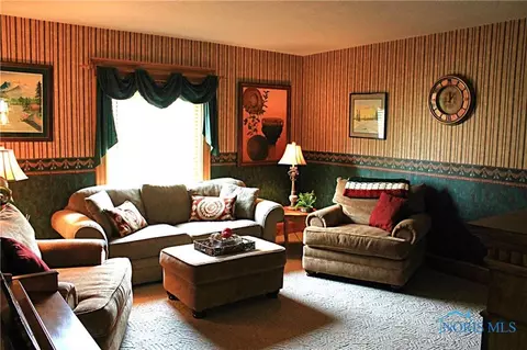 404 E Main St, Fayette, OH 43521 photo 18