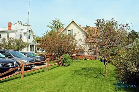 404 E Main St, Fayette, OH 43521 photo 11