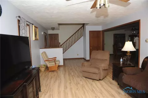 7020 County Road B, Delta, OH 43515 photo 8