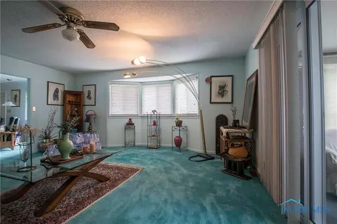 1003 Searles Rd, Toledo, OH 43607 photo 5