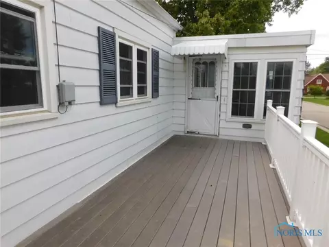 203 Union St, Archbold, OH 43502 photo 3