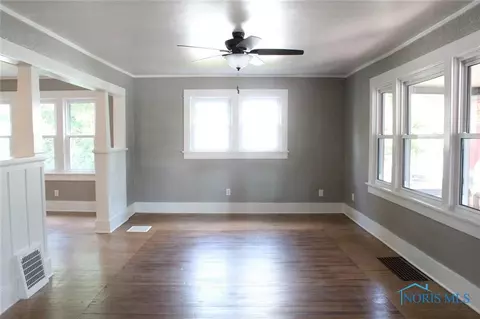 417 E Mulberry St, Bryan, OH 43506 photo 5