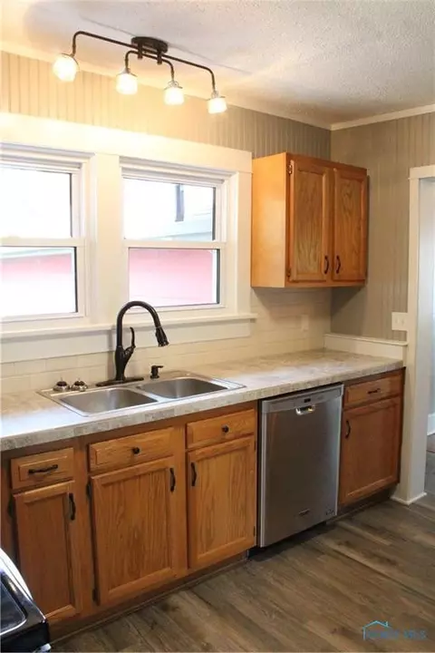 417 E Mulberry St, Bryan, OH 43506 photo 9