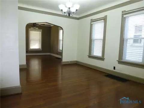539 E Central Ave, Toledo, OH 43608 photo 7