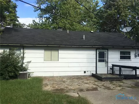 42 Independence Rd, Toledo, OH 43607 photo 4
