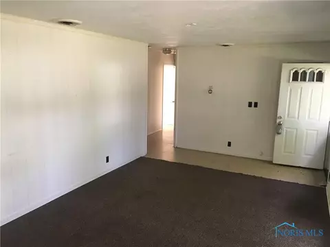 42 Independence Rd, Toledo, OH 43607 photo 7