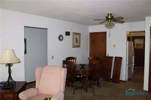 300 E Hubbard St, Hamler, OH 43524 photo 21