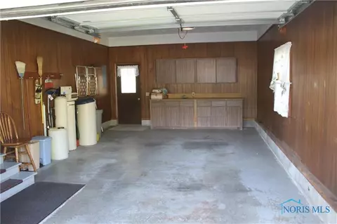 300 E Hubbard St, Hamler, OH 43524 photo 28
