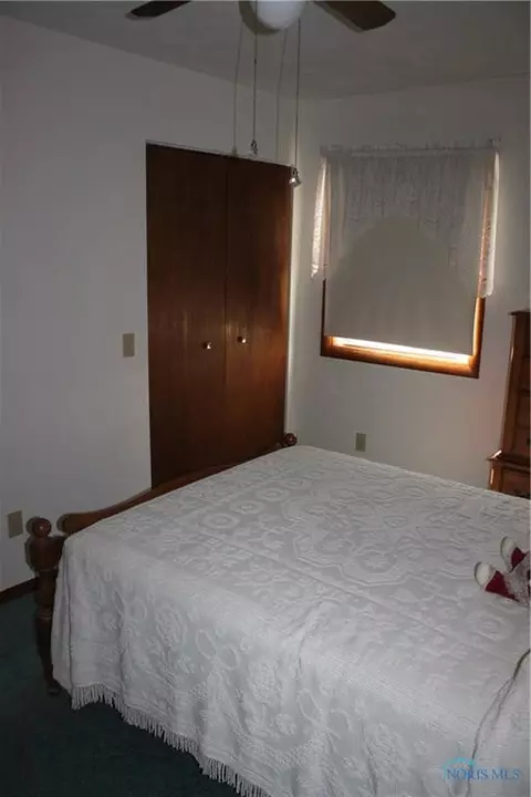 300 E Hubbard St, Hamler, OH 43524 photo 10