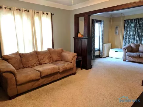 402 E Main St, Deshler, OH 43516 photo 3