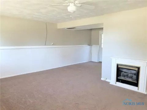 232 Ember Dr, Oregon, OH 43616 photo 8