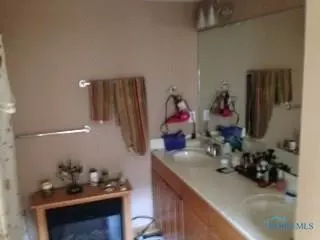17698 County Road N-30, West Unity, OH 43570 photo 9
