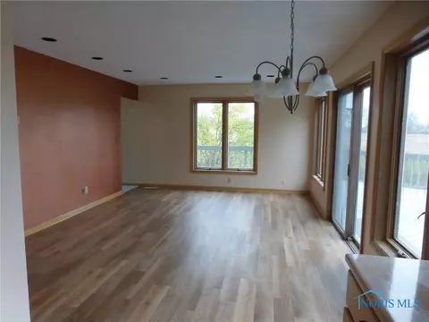 304 Maplewood Ct, Bryan, OH 43506 photo 14