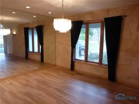 304 Maplewood Ct, Bryan, OH 43506 photo 19