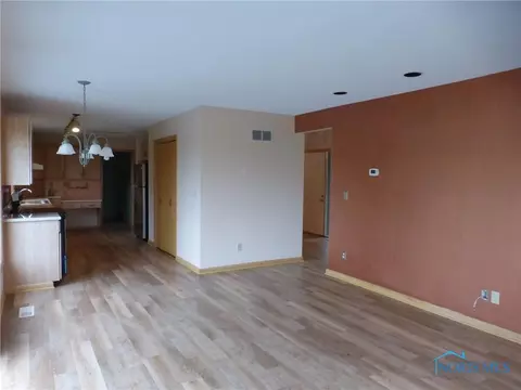 304 Maplewood Ct, Bryan, OH 43506 photo 13