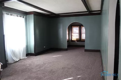 727 S Main St, Bryan, OH 43506 photo 6