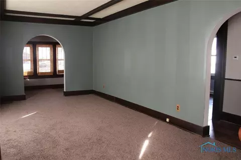 727 S Main St, Bryan, OH 43506 photo 8