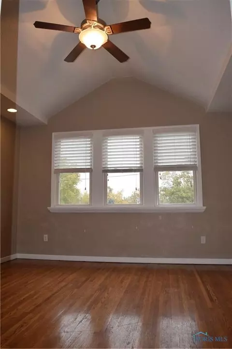104 Guy St, Walbridge, OH 43465 photo 12