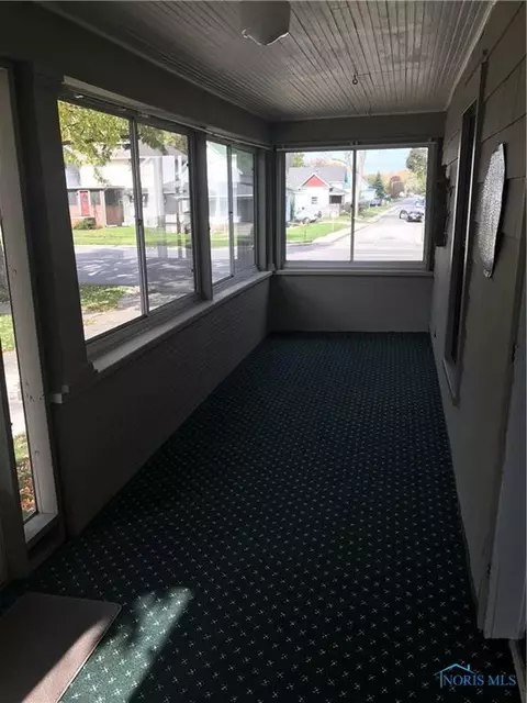 404 E High St, Bryan, OH 43506 photo 15