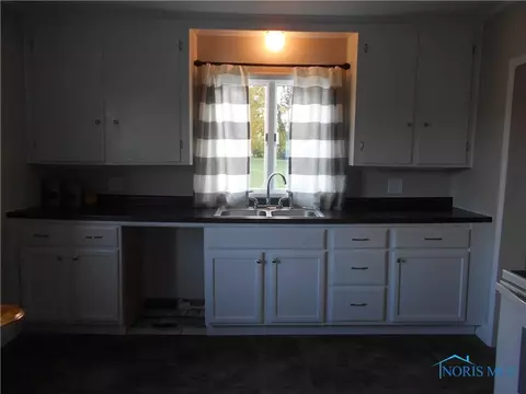3845 Limerick Rd, Clyde, OH 43410 photo 12