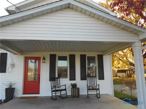 3845 Limerick Rd, Clyde, OH 43410 photo 2