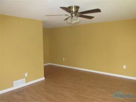 517 Richards Rd, Toledo, OH 43607 photo 9