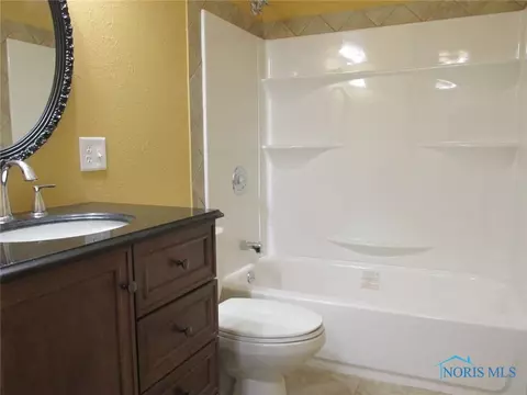 517 Richards Rd, Toledo, OH 43607 photo 14