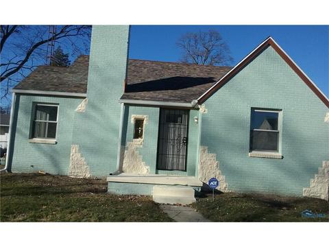 915 Keil Rd, Toledo, OH 43607 photo 1