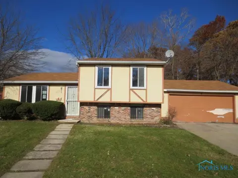 4426 Foxchapel Rd, Toledo, OH 43607 photo 1
