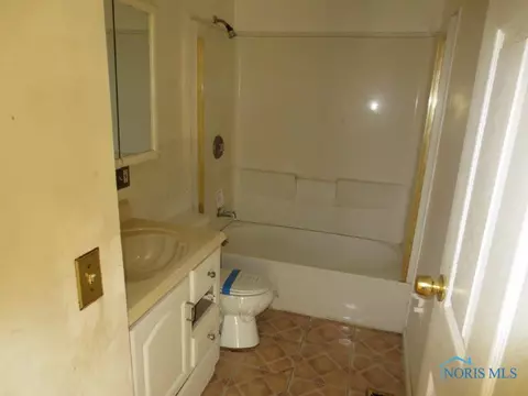 4426 Foxchapel Rd, Toledo, OH 43607 photo 13