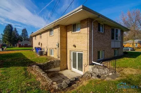 3523 Whitegate Dr, Toledo, OH 43607 photo 3