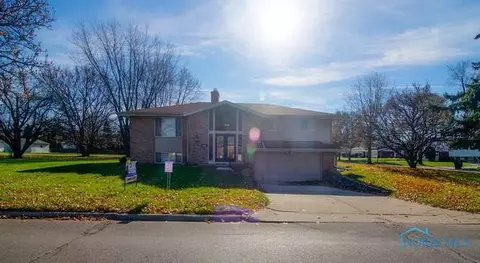 3523 Whitegate Dr, Toledo, OH 43607 photo 2