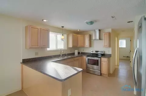 3523 Whitegate Dr, Toledo, OH 43607 photo 24