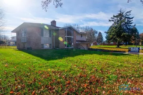 3523 Whitegate Dr, Toledo, OH 43607 photo 1