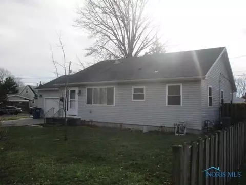 2705 Eldora Dr, Toledo, OH 43613 photo 2