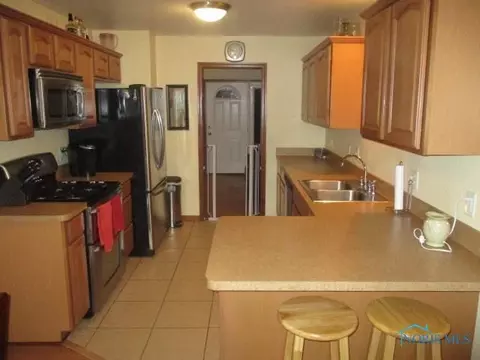 2705 Eldora Dr, Toledo, OH 43613 photo 8