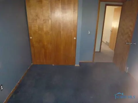 866 Independence Rd, Toledo, OH 43607 photo 14