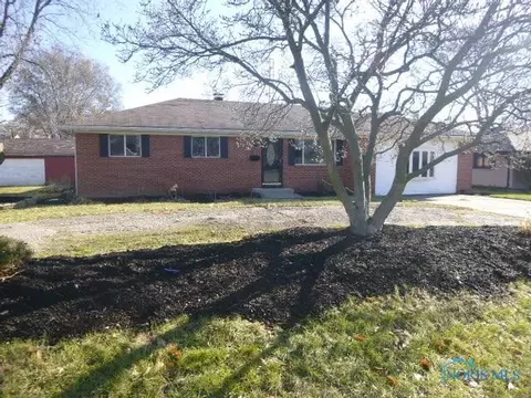 866 Independence Rd, Toledo, OH 43607 photo 1
