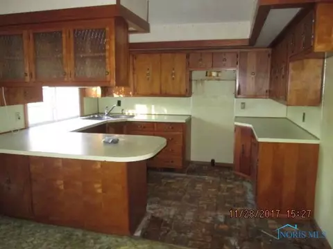 423 Cedar St, Wauseon, OH 43567 photo 9