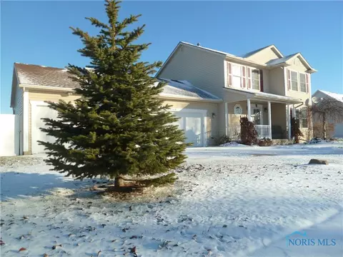 5840 Clover Ln, Walbridge, OH 43465 photo 2