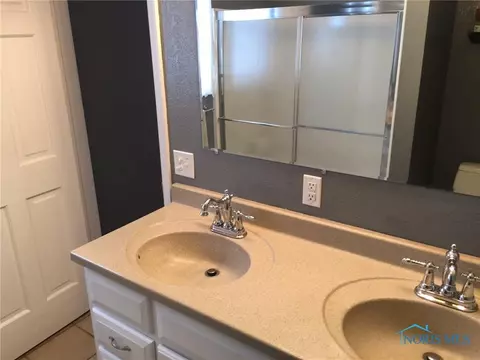 4405 Eber Rd, Monclova, OH 43542 photo 12
