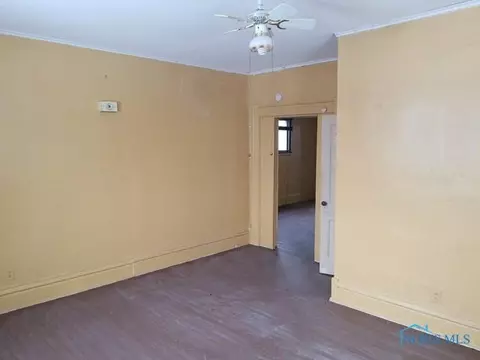 1433 Hamilton St, Toledo, OH 43607 photo 3