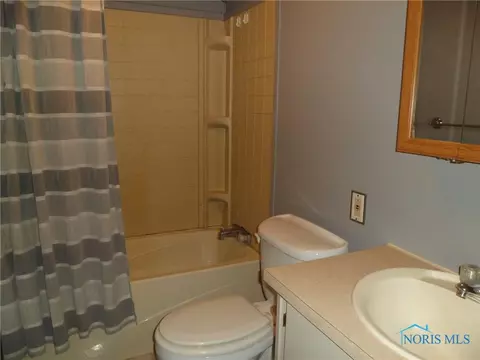 11621 County Road D Rd, Bryan, OH 43506 photo 17