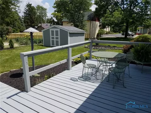 519 Sunny Dr, Bryan, OH 43506 photo 3