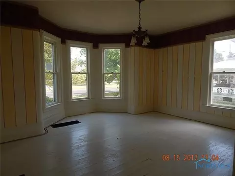 400 E Main St, Fayette, OH 43521 photo 5