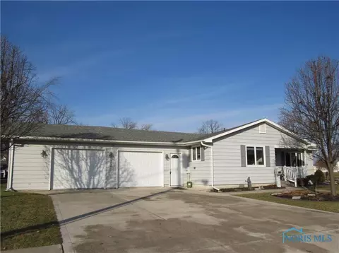 220 E George St, Paulding, OH 45879 photo 2
